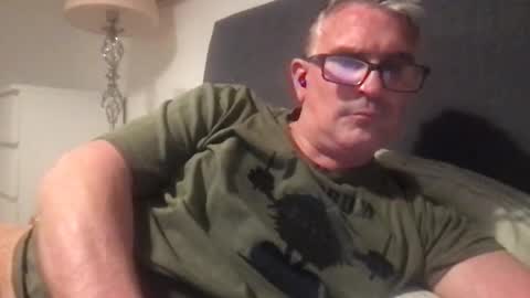 Snapshot of mrsensible chatting on October 26, 2025, 11:20 pm Mr Sensible online show from October 26, 2025, 11:20 pm