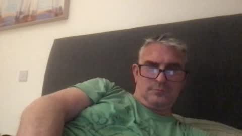 Snapshot of mrsensible chatting on October 31, 2025, 12:33 am Mr Sensible online show from October 31, 2025, 12:33 am