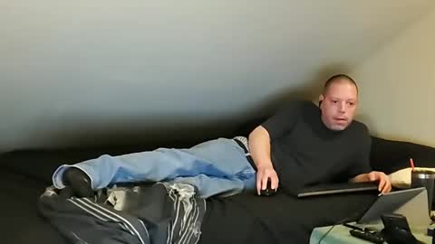 mrxhere online show from January 30, 2025, 7:37 pm