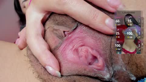 Snapshot of ms_pickless chatting on February 2, 2025, 3:28 pm Annabelle online show from February 2, 2025, 3:28 pm