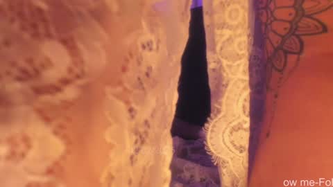 Snapshot of mslalune chatting on February 3, 2025, 7:40 am Meg Vero online show from February 3, 2025, 7:40 am