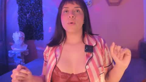 Snapshot of mslalune chatting on January 13, 2026, 10:48 pm Meg Vero online show from January 13, 2026, 10:48 pm