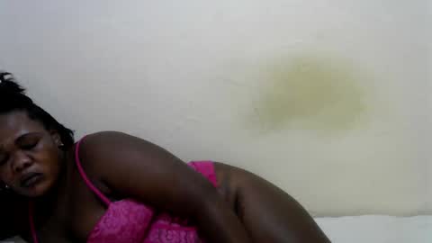 Snapshot of mummy_bobbies chatting on October 29, 2025, 8:10 pm lina online show from October 29, 2025, 8:10 pm