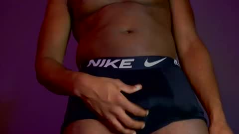 Snapshot of muscleman194 chatting on February 18, 2026, 12:17 am Master94 online show from February 18, 2026, 12:17 am