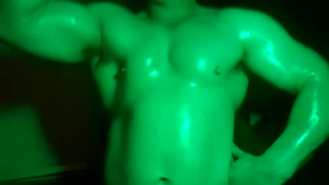 Snapshot of muscles_hulk chatting on December 2, 2024, 10:23 pm Hulk Muscles - NEW ACCOUNT online show from December 2, 2024, 10:23 pm