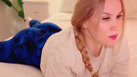 Snapshot of myassistant chatting on February 27, 2026, 9:48 pm Mya-be Yours P online show from February 27, 2026, 9:48 pm