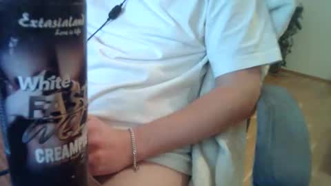 Snapshot of mysteryboy497 chatting on October 23, 2025, 9:02 pm mysteryboy497 online show from October 23, 2025, 9:02 pm