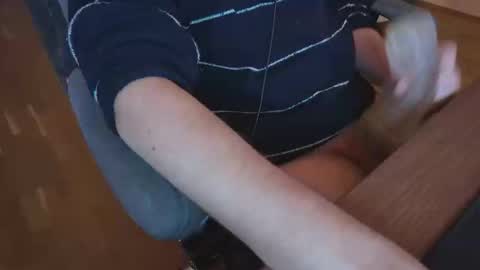 Snapshot of mysteryboy497 chatting on November 15, 2025, 9:32 pm mysteryboy497 online show from November 15, 2025, 9:32 pm