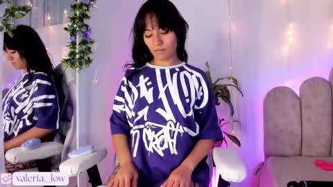 nahialov online show from February 24, 2026, 1:58 am