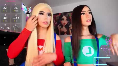 NahiaVictoria  online show from October 31, 2025, 12:28 pm