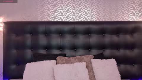 Snapshot of naiaramasson_ chatting on March 2, 2026, 12:23 pm naiaramasson_ online show from March 2, 2026, 12:23 pm