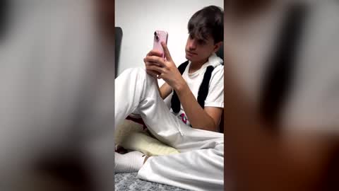 Snapshot of naim_theking chatting on February 3, 2026, 4:54 am N A I M T H E K I N G online show from February 3, 2026, 4:54 am