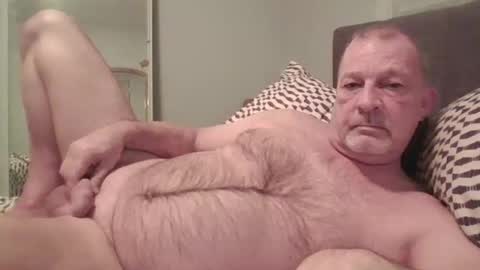 Snapshot of naked4ladies2 chatting on January 16, 2026, 6:39 am Naked4Ladies online show from January 16, 2026, 6:39 am