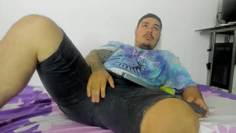 Snapshot of narciso_kh chatting on February 15, 2026, 6:48 pm deibyd online show from February 15, 2026, 6:48 pm