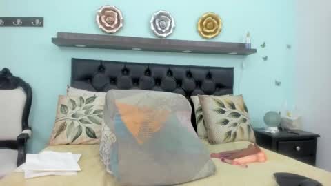 Debora online show from February 27, 2026, 10:32 pm