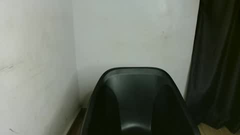 Snapshot of nasty_creamypussyy chatting on February 24, 2026, 7:06 am Mila online show from February 24, 2026, 7:06 am