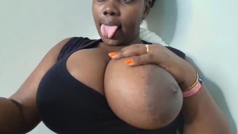 chimummy online show from February 16, 2026, 5:03 am