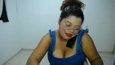 natalielabellex1 online show from February 14, 2026, 12:29 am