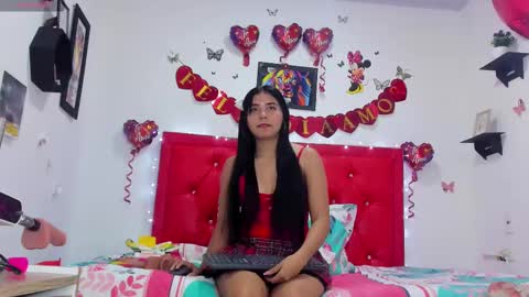 Snapshot of natasha_jurado chatting on February 14, 2025, 9:43 pm N A T A S H A online show from February 14, 2025, 9:43 pm