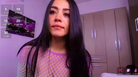 natasha_klump online show from January 7, 2026, 11:01 am