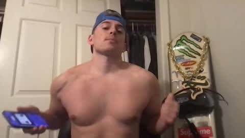 natetheexplorer online show from February 1, 2026, 2:21 am