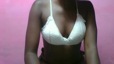 Snapshot of nathalia069 chatting on February 26, 2026, 4:22 am nathalia069 online show from February 26, 2026, 4:22 am