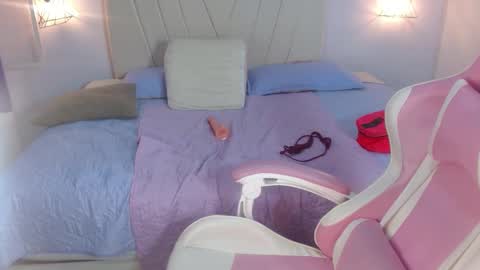 natty online show from February 21, 2025, 1:00 pm