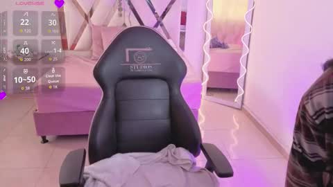 NEFTIS  online show from February 21, 2026, 7:04 pm