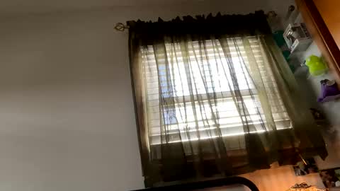 Snapshot of nellatlas chatting on January 5, 2026, 5:38 pm Nellie Atlas online show from January 5, 2026, 5:38 pm