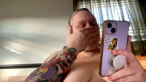 Snapshot of nellatlas chatting on January 9, 2026, 8:54 pm Nellie Atlas online show from January 9, 2026, 8:54 pm