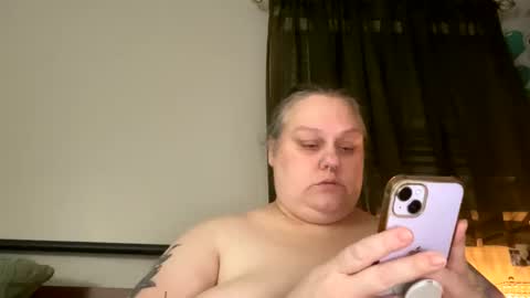 Snapshot of nellatlas chatting on February 2, 2026, 2:21 am Nellie Atlas online show from February 2, 2026, 2:21 am