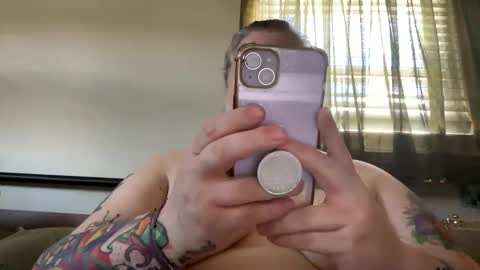 Snapshot of nellatlas chatting on February 3, 2026, 6:46 pm Nellie Atlas online show from February 3, 2026, 6:46 pm