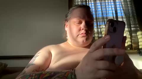 Snapshot of nellatlas chatting on February 4, 2026, 10:15 pm Nellie Atlas online show from February 4, 2026, 10:15 pm