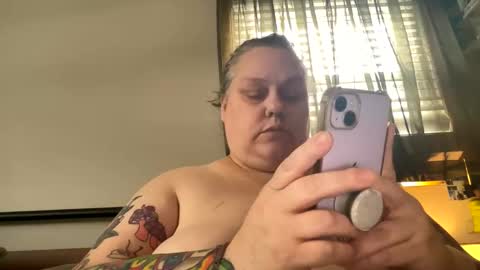 Snapshot of nellatlas chatting on February 20, 2026, 4:18 pm Nellie Atlas online show from February 20, 2026, 4:18 pm