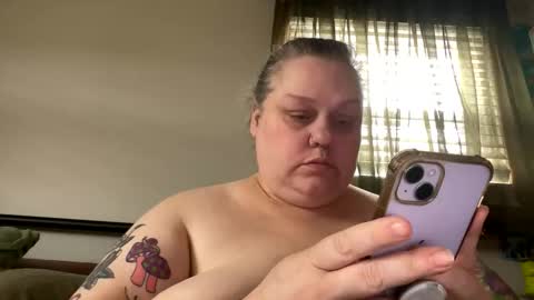 Snapshot of nellatlas chatting on February 28, 2026, 3:35 pm Nellie Atlas online show from February 28, 2026, 3:35 pm