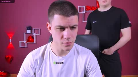 neo_raze_ online show from February 18, 2026, 8:38 pm