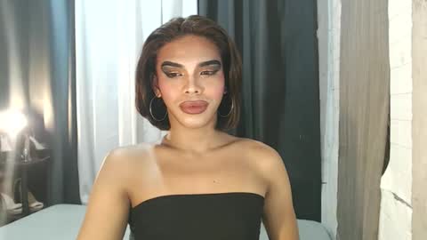 neomi online show from November 24, 2025, 10:15 am