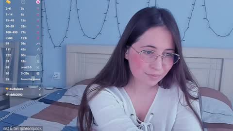 Snapshot of neonquack chatting on January 14, 2025, 12:45 pm Riley online show from January 14, 2025, 12:45 pm