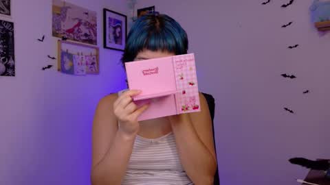 Snapshot of neurotic_witch chatting on February 10, 2026, 9:24 am Mar online show from February 10, 2026, 9:24 am