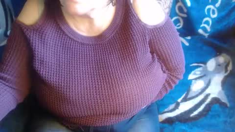 Snapshot of new_milf chatting on February 11, 2026, 12:21 pm Lilly online show from February 11, 2026, 12:21 pm