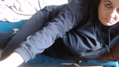 Snapshot of new_milf chatting on March 2, 2026, 11:06 am Lilly online show from March 2, 2026, 11:06 am