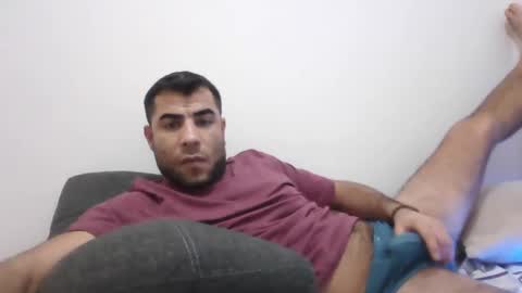 Snapshot of newworld0 chatting on December 11, 2024, 11:43 pm newworld0 online show from December 11, 2024, 11:43 pm