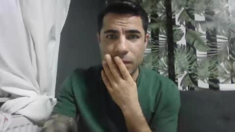 Snapshot of newworld0 chatting on March 2, 2025, 5:58 pm newworld0 online show from March 2, 2025, 5:58 pm