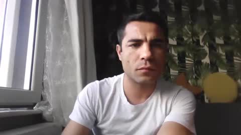 Snapshot of newworld0 chatting on March 9, 2025, 1:59 pm newworld0 online show from March 9, 2025, 1:59 pm