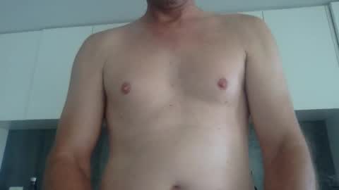 Snapshot of newysub75 chatting on January 28, 2025, 5:00 am newysub75 online show from January 28, 2025, 5:00 am