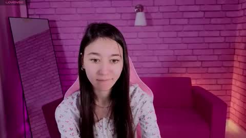 Snapshot of nicole_brownie chatting on February 19, 2026, 2:07 am Nicole online show from February 19, 2026, 2:07 am