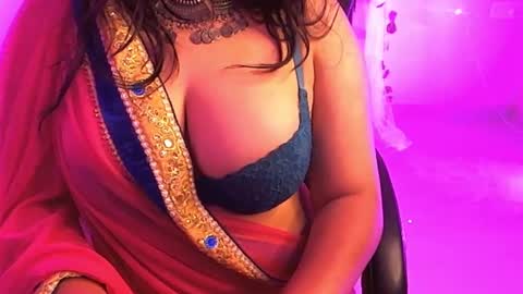 Snapshot of nightqueen107446 chatting on February 17, 2025, 5:14 am nightqueen107446 online show from February 17, 2025, 5:14 am