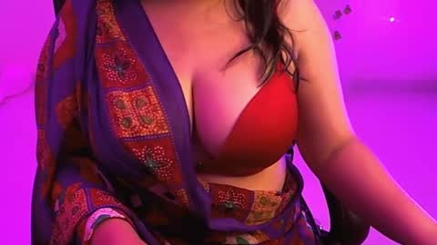 Snapshot of nightqueen107446 chatting on March 10, 2025, 11:10 am nightqueen107446 online show from March 10, 2025, 11:10 am