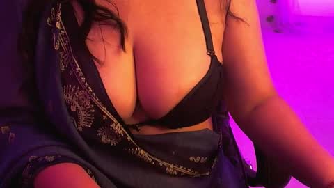 Snapshot of nightqueen107446 chatting on October 16, 2025, 2:23 am nightqueen107446 online show from October 16, 2025, 2:23 am