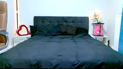 Snapshot of niinarosee1 chatting on March 3, 2026, 11:43 pm Niinarosee online show from March 3, 2026, 11:43 pm